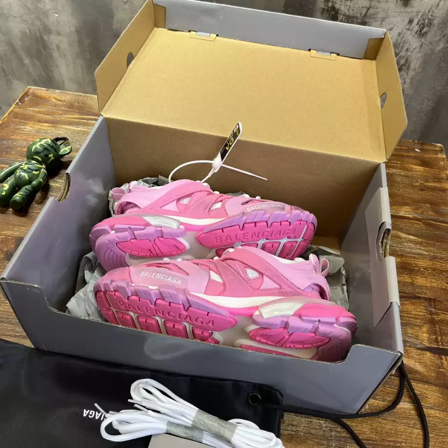 BALENCIAGA TRACK SNEAKER - BB245