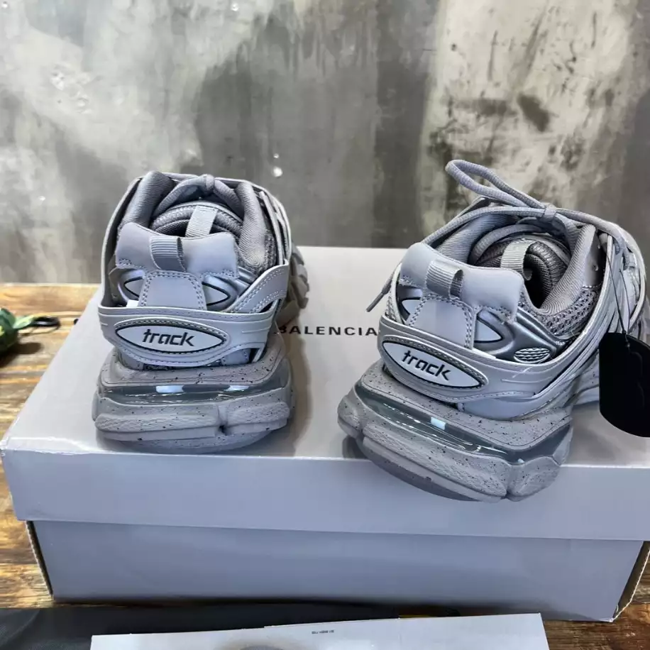 BALENCIAGA TRACK SNEAKER - BB246