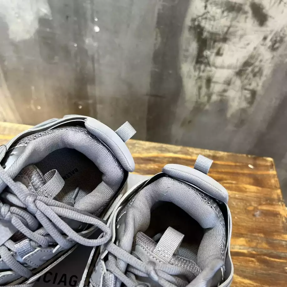 BALENCIAGA TRACK SNEAKER - BB246