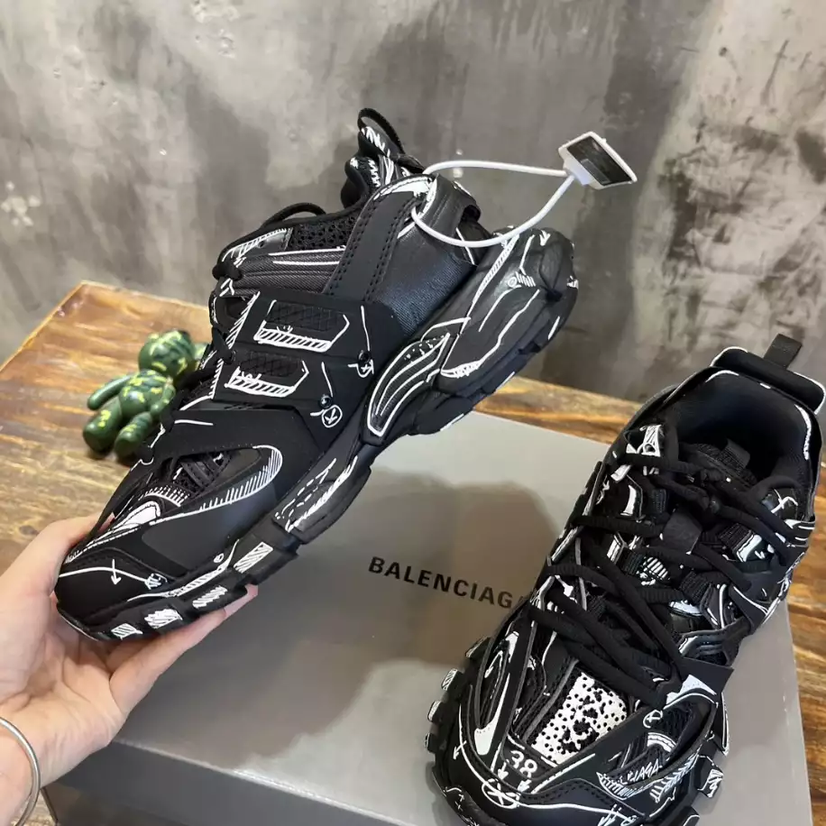 BALENCIAGA TRACK SNEAKER - BB247