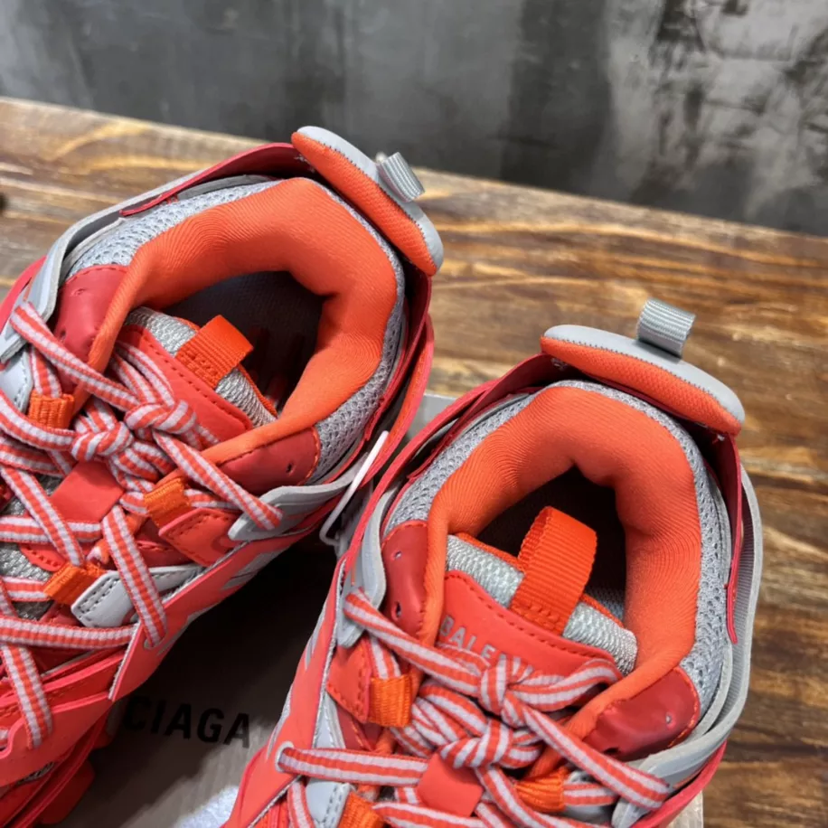 BALENCIAGA TRACK SNEAKER - BB249