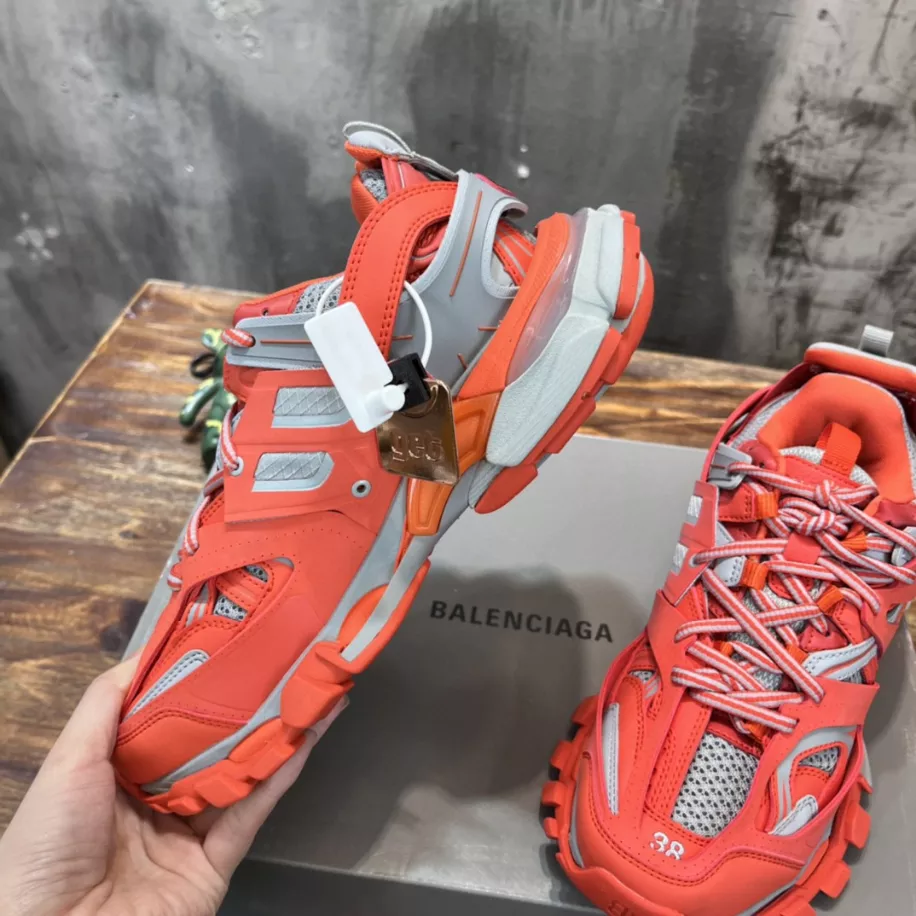 BALENCIAGA TRACK SNEAKER - BB249