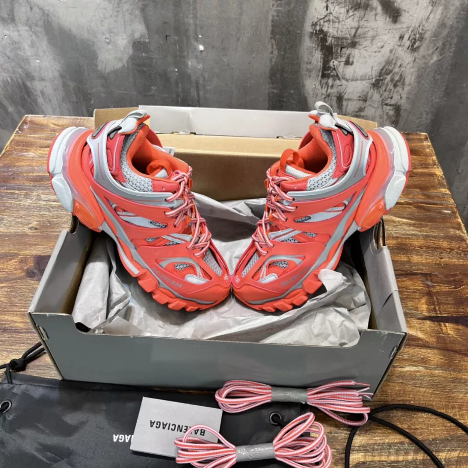 BALENCIAGA TRACK SNEAKER - BB249