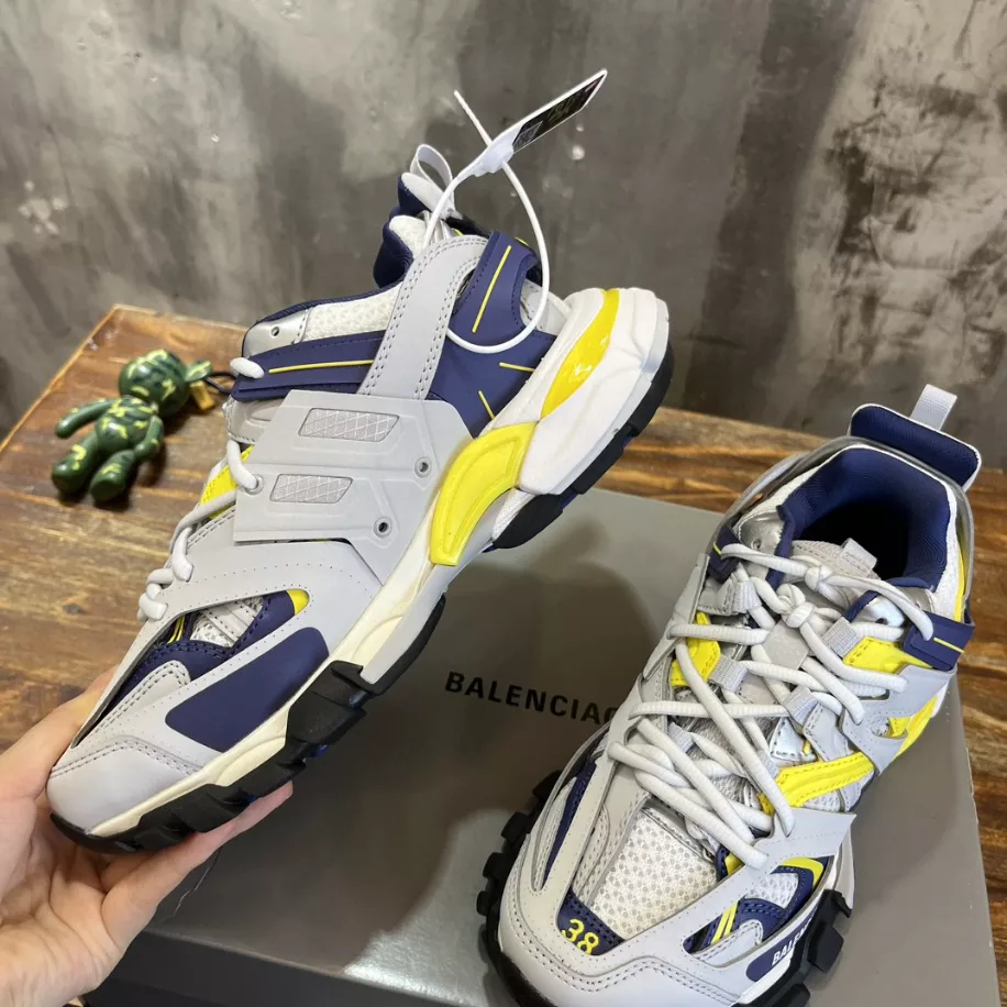 BALENCIAGA TRACK SNEAKER - BB250