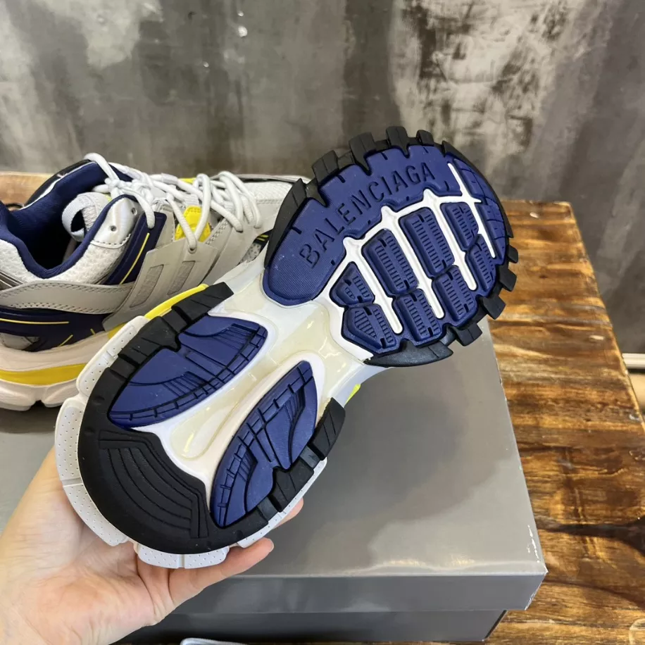 BALENCIAGA TRACK SNEAKER - BB250
