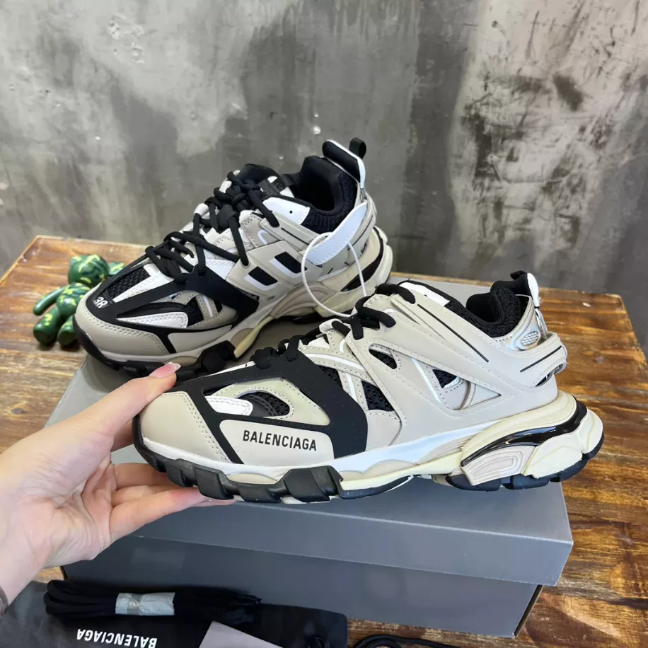 BALENCIAGA TRACK SNEAKER - BB254