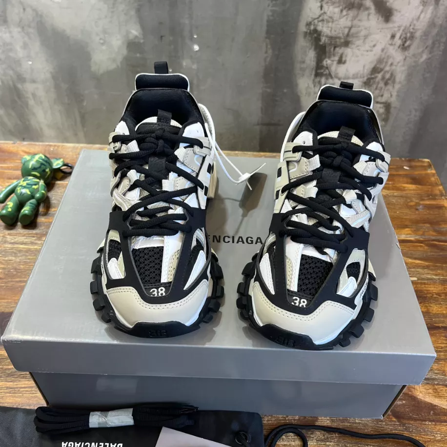 BALENCIAGA TRACK SNEAKER - BB254