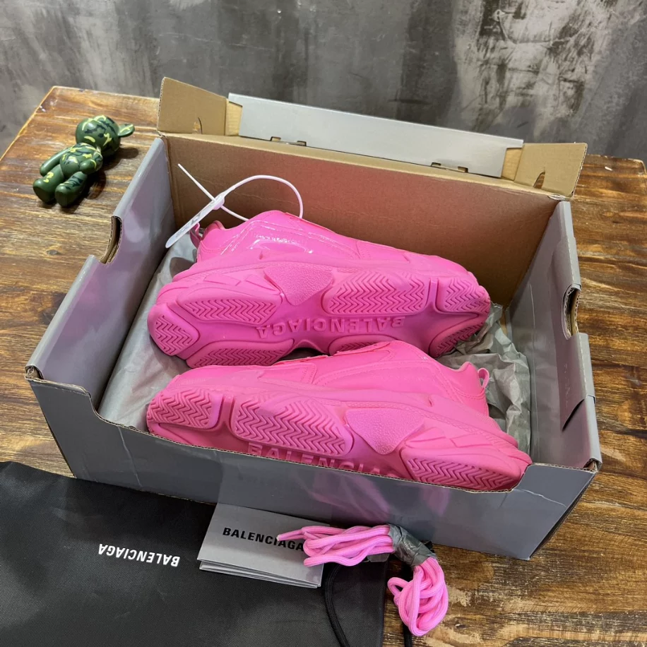 BALENCIAGA TRIPLE S SNEAKER - BB257