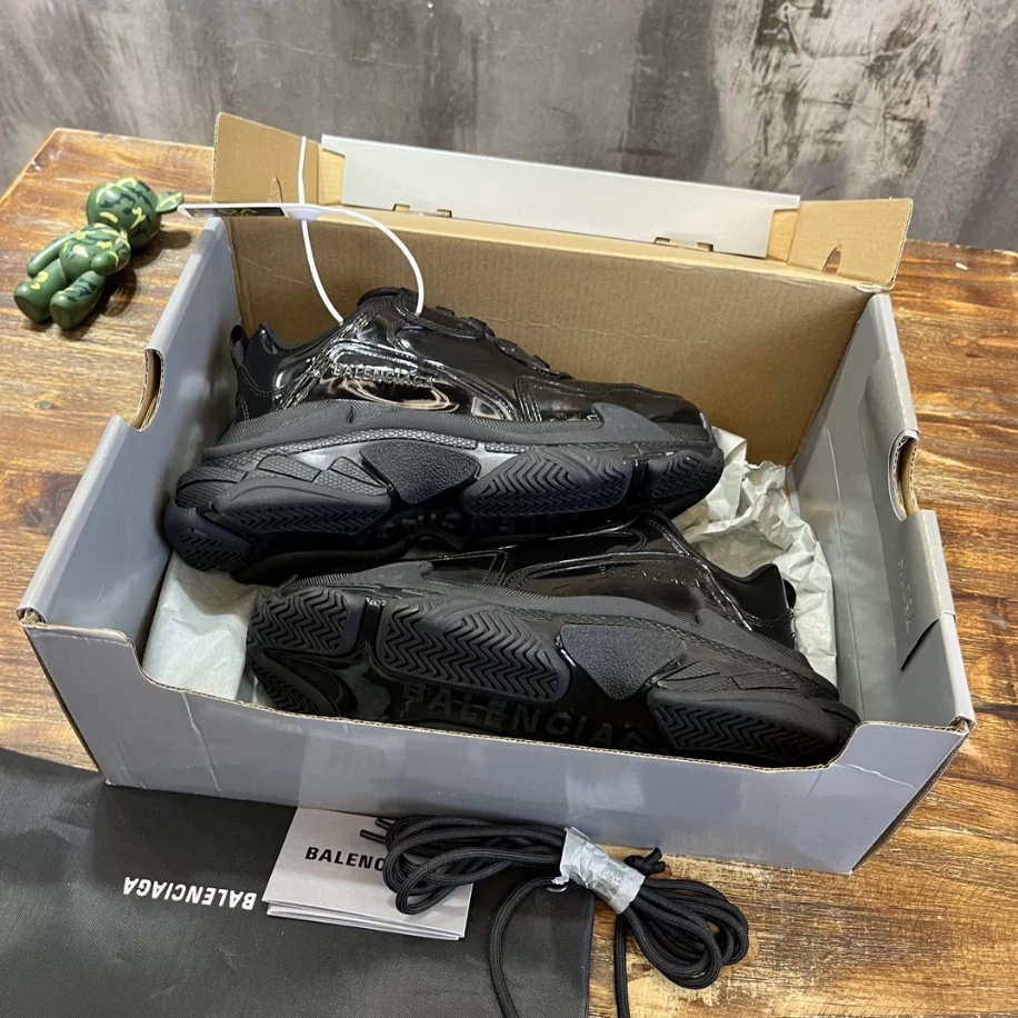 BALENCIAGA TRIPLE S SNEAKER - BB259