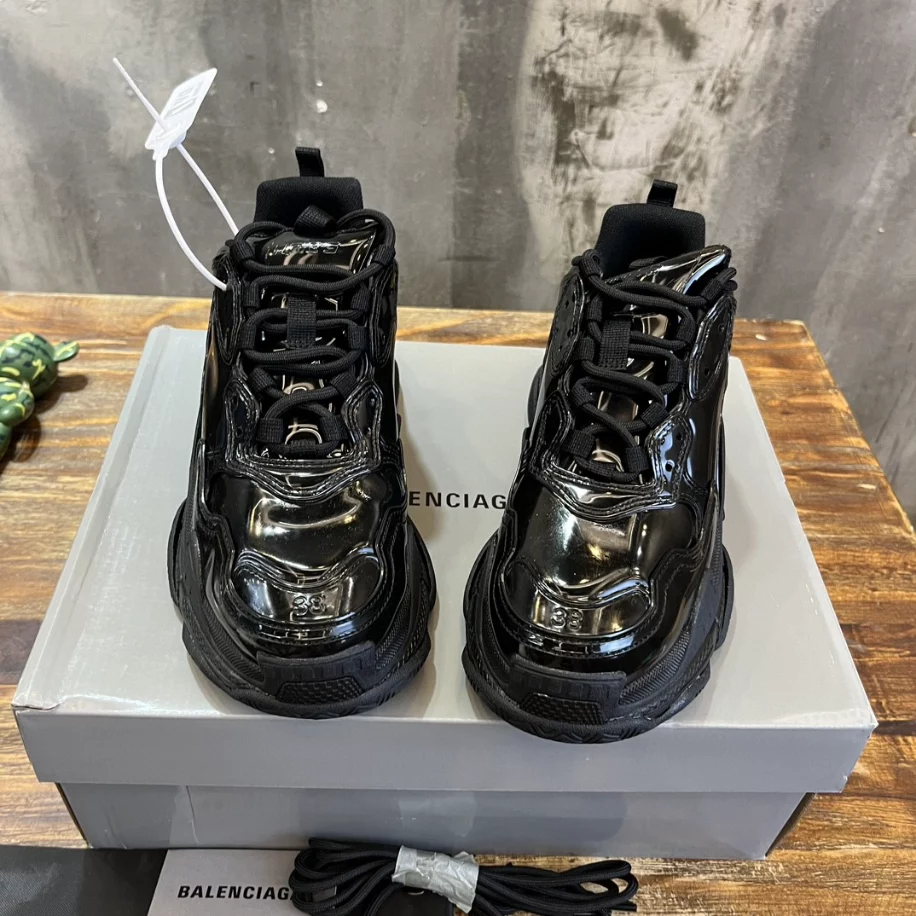 BALENCIAGA TRIPLE S SNEAKER - BB259