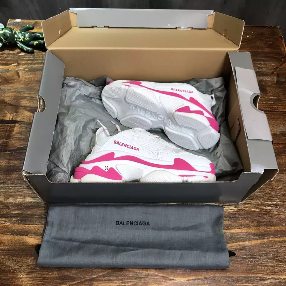 BALENCIAGA TRIPLE S SNEAKER - BB261
