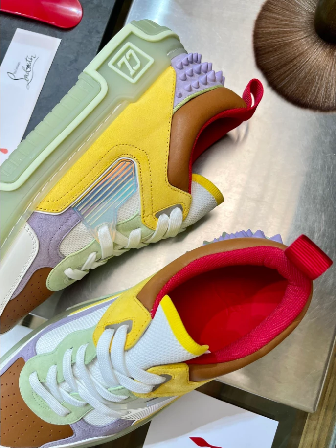 CHRISTIAN LOUBOUTIN ASTROLOUBI SNEAKER - CL171