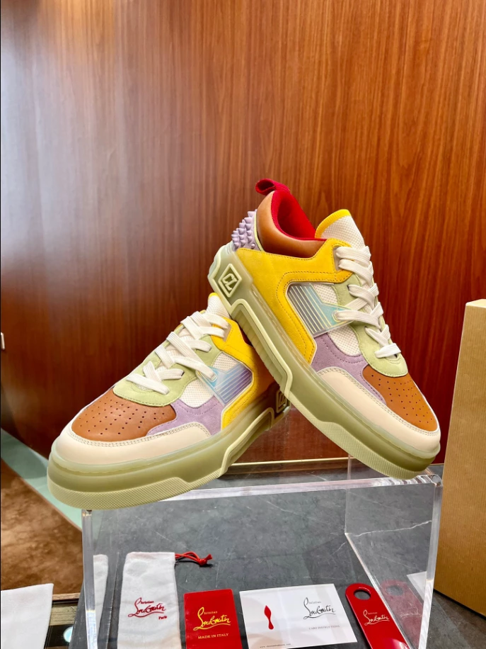 CHRISTIAN LOUBOUTIN ASTROLOUBI SNEAKER - CL171