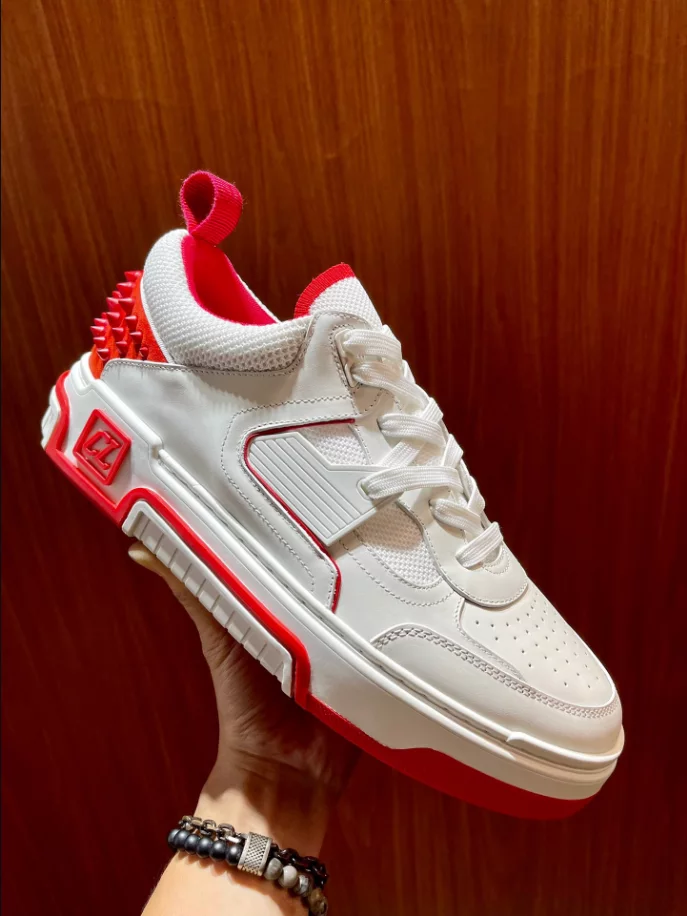 CHRISTIAN LOUBOUTIN ASTROLOUBI SNEAKER - CL172