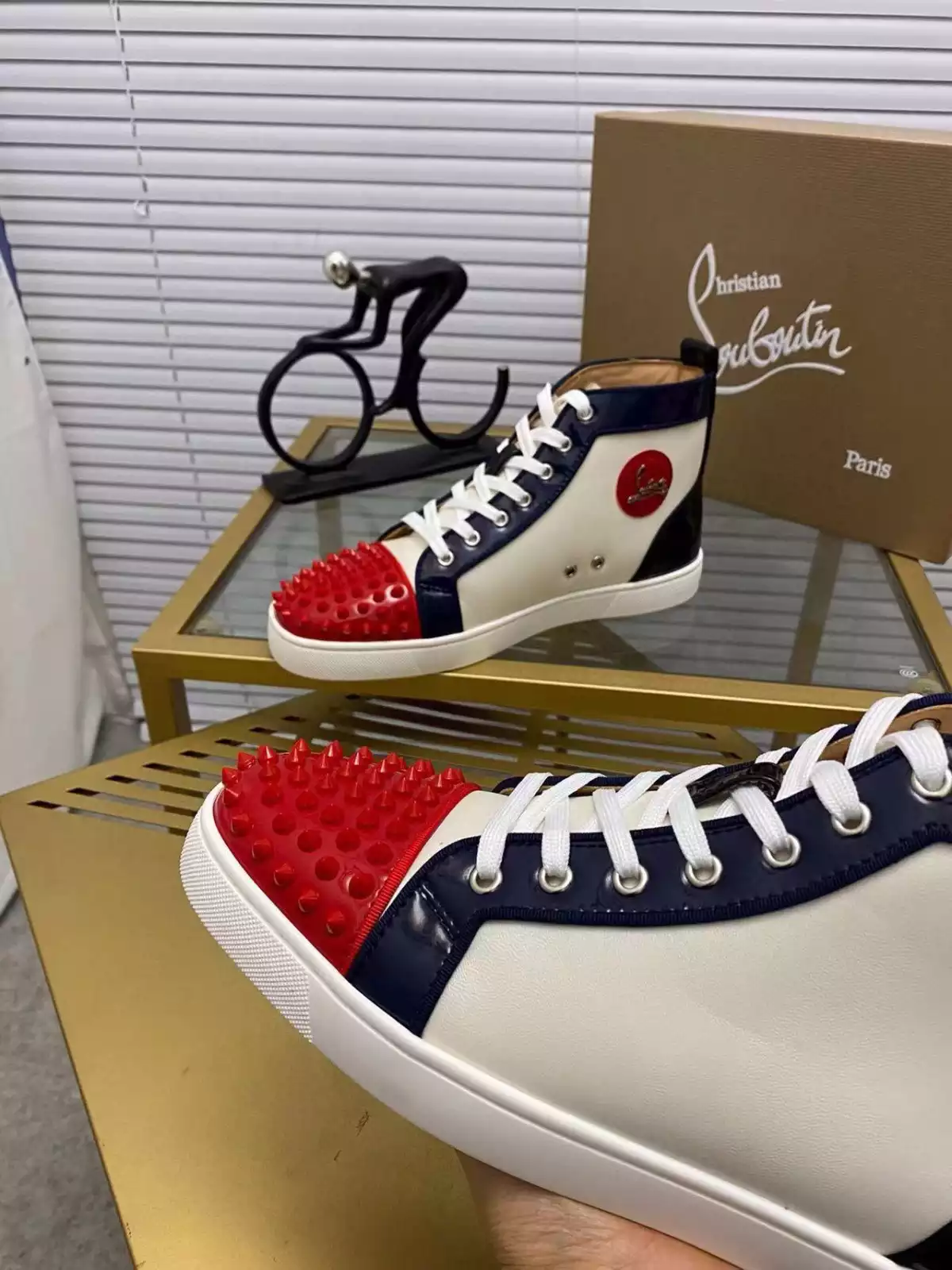 CHRISTIAN LOUBOUTIN HIGH-TOP SNEAKER - CL176