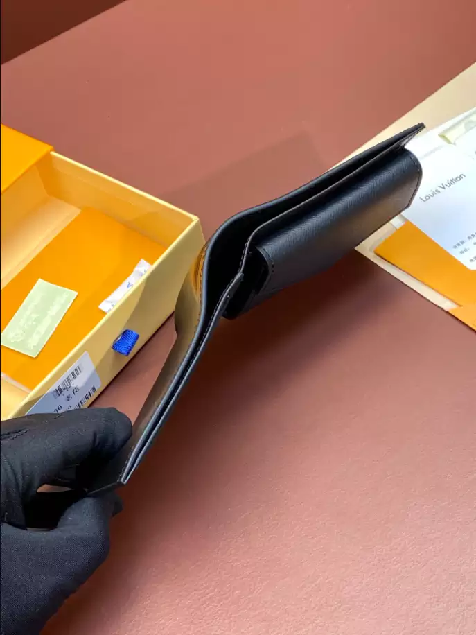 LV MARCO WALLET EPI LEATHER - RRG091