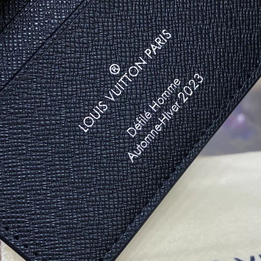 LV MULTIPLE WALLET MONOGRAM OTHER - RRG094