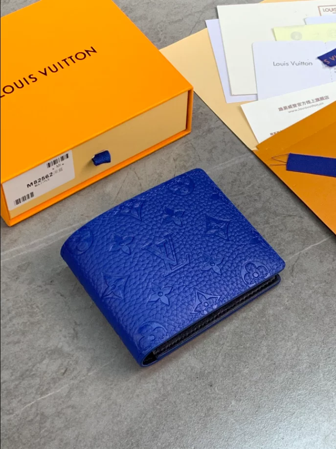 LV MULTIPLE WALLET- RRG087