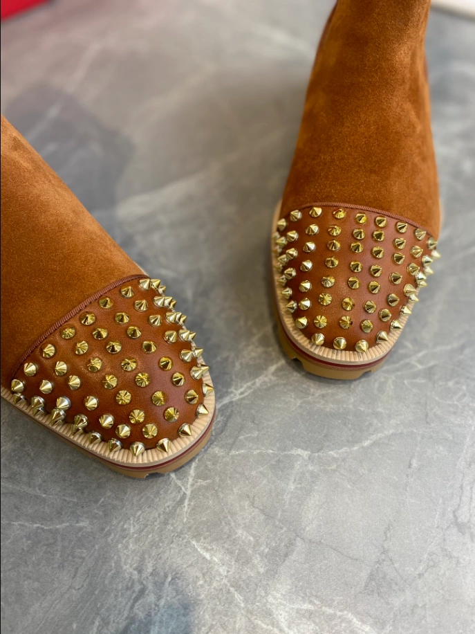 CHRISTIAN LOUBOUTIN HIGH-TOP SNEAKER - CL177