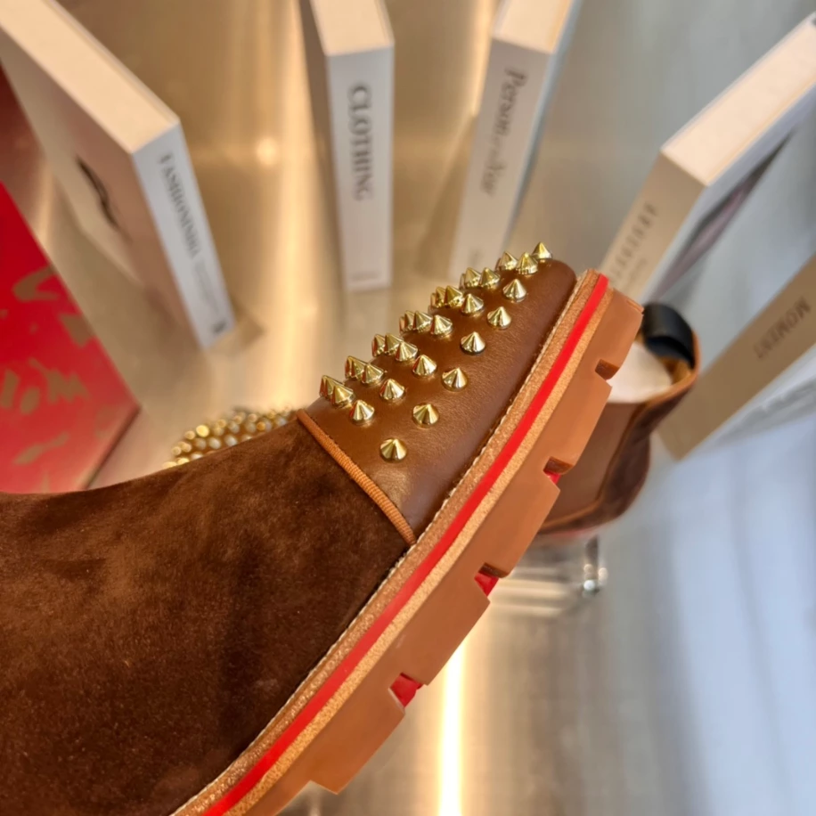 CHRISTIAN LOUBOUTIN HIGH-TOP SNEAKER - CL178