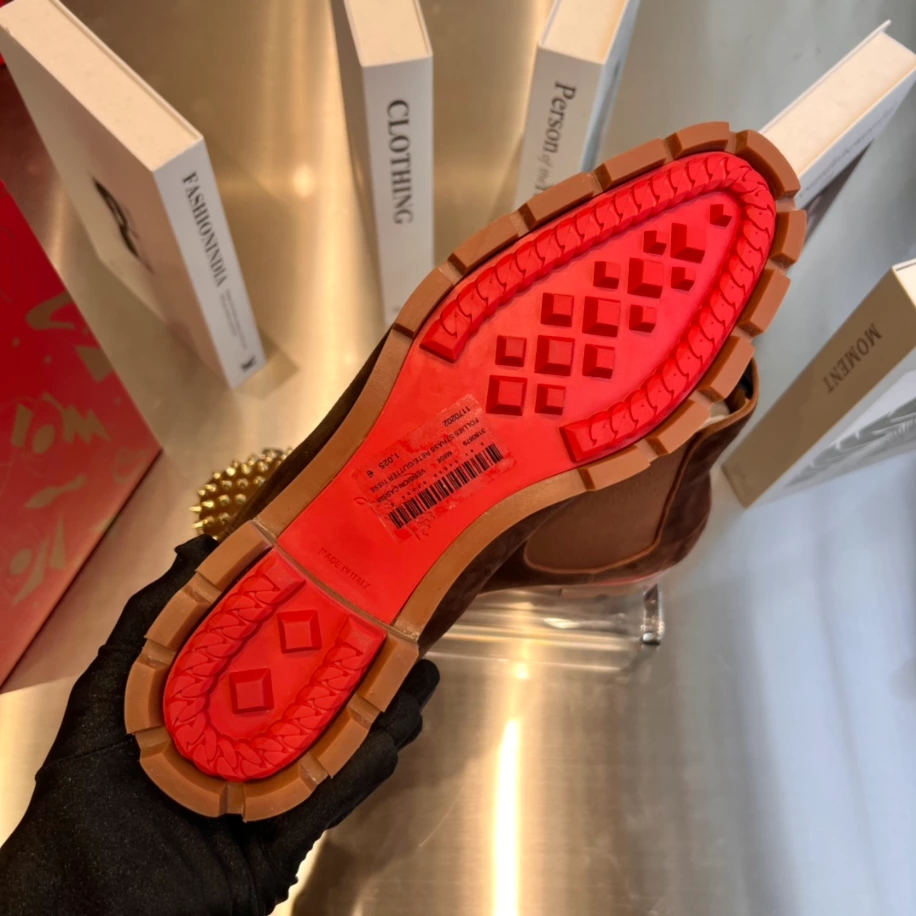 CHRISTIAN LOUBOUTIN HIGH-TOP SNEAKER - CL179