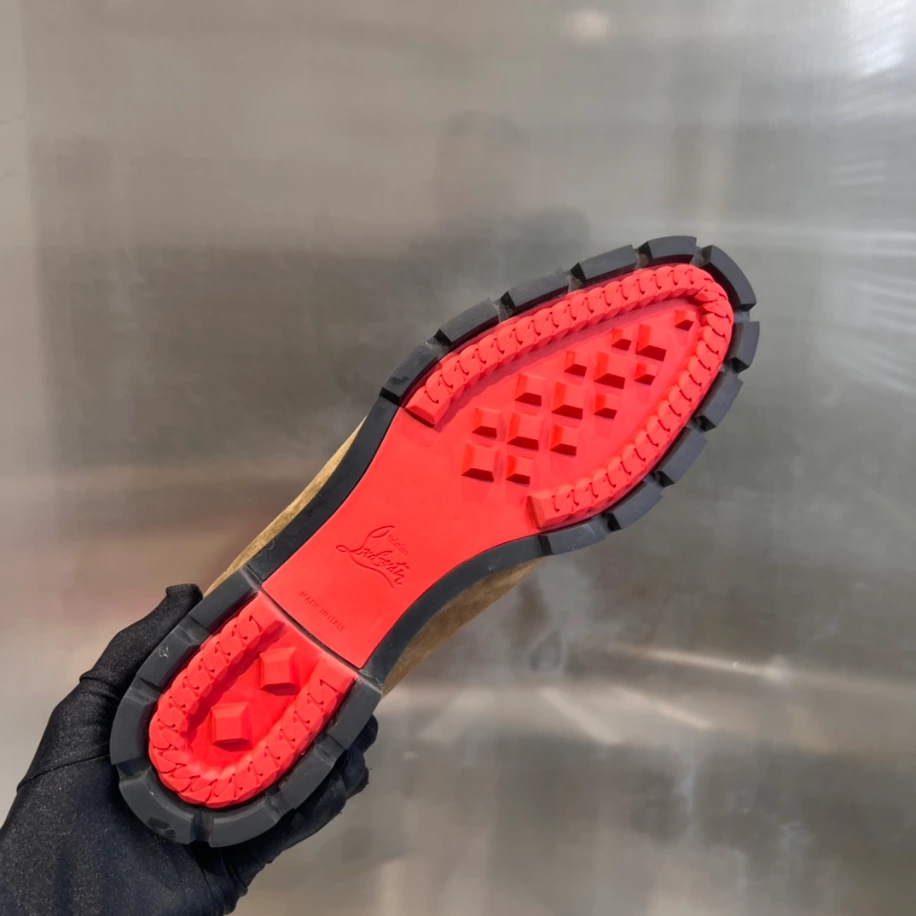 CHRISTIAN LOUBOUTIN HIGH-TOP SNEAKER - CL180