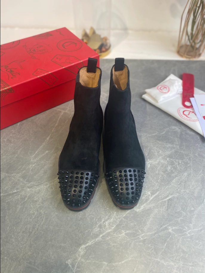 CHRISTIAN LOUBOUTIN HIGH-TOP SNEAKER - CL180