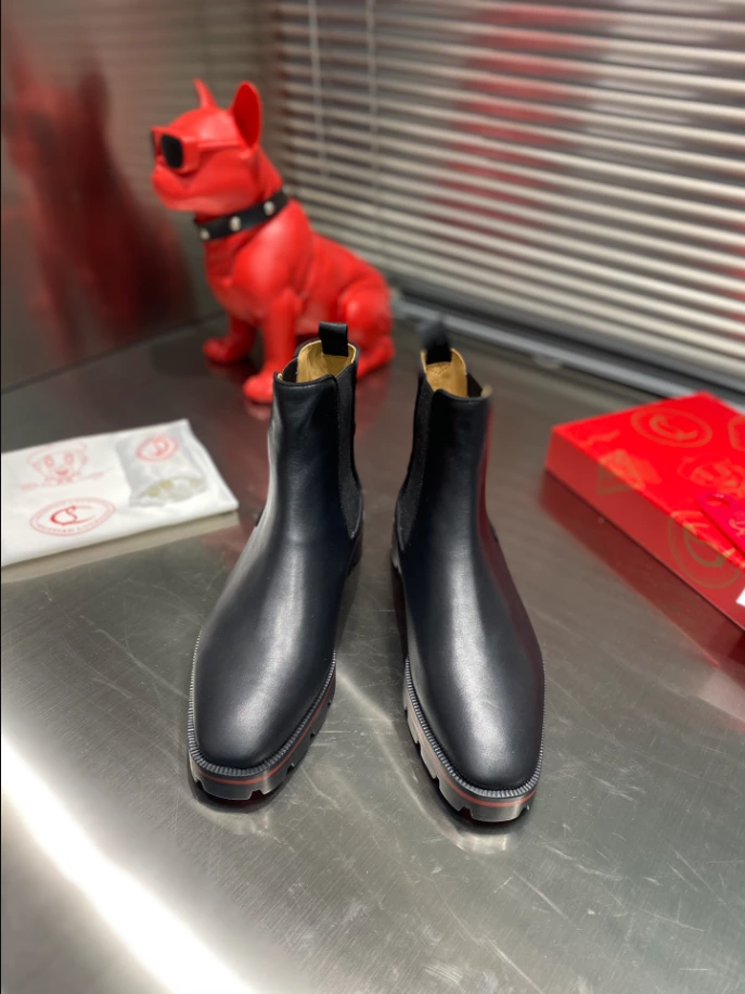 CHRISTIAN LOUBOUTIN HIGH-TOP SNEAKER - CL181