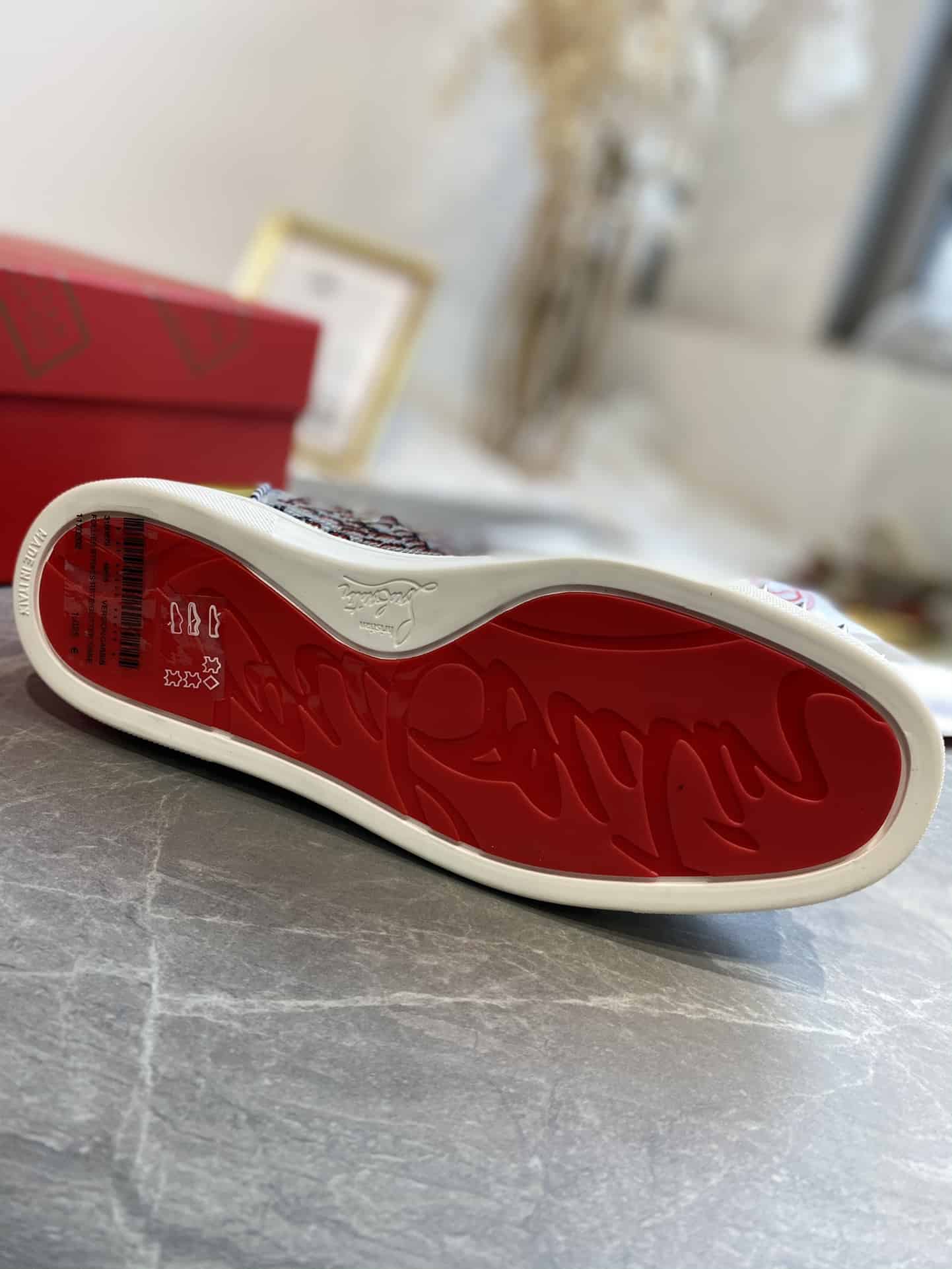 CHRISTIAN LOUBOUTIN HIGH-TOP SNEAKER - CL182