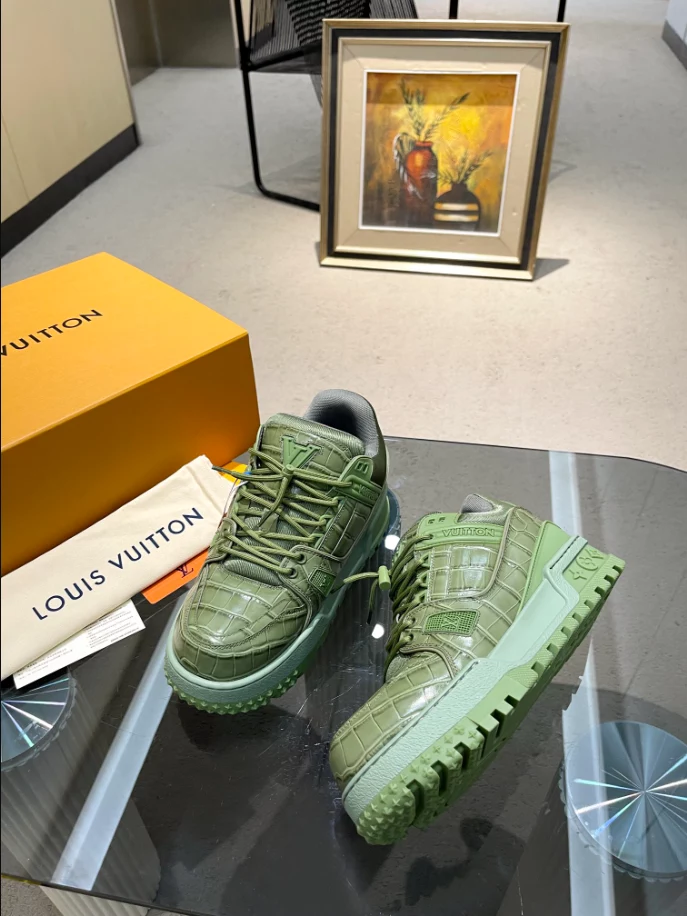 LV TRAINER MAXI SNEAKER