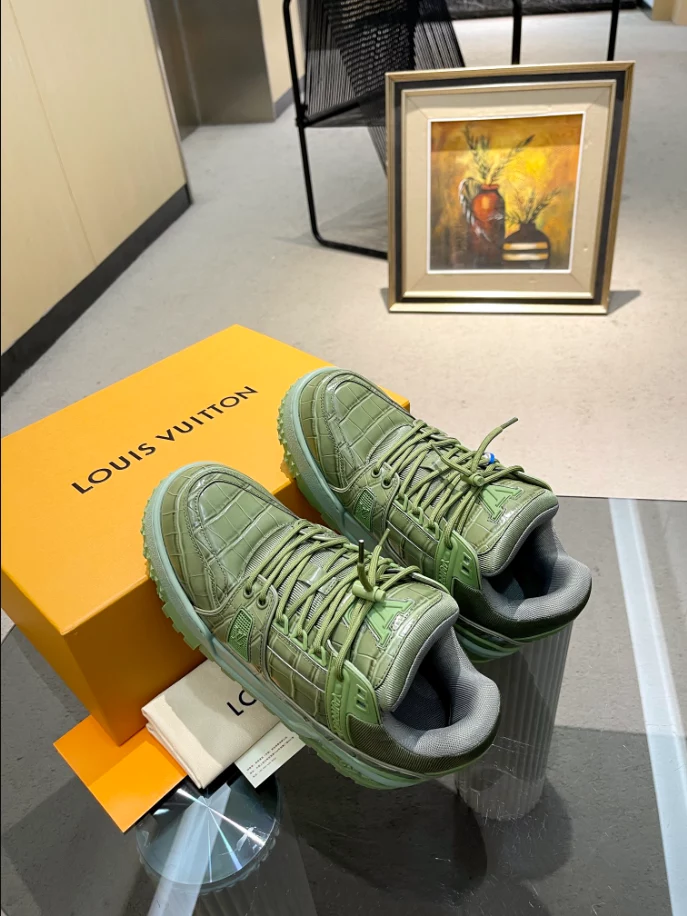 LV TRAINER MAXI SNEAKER