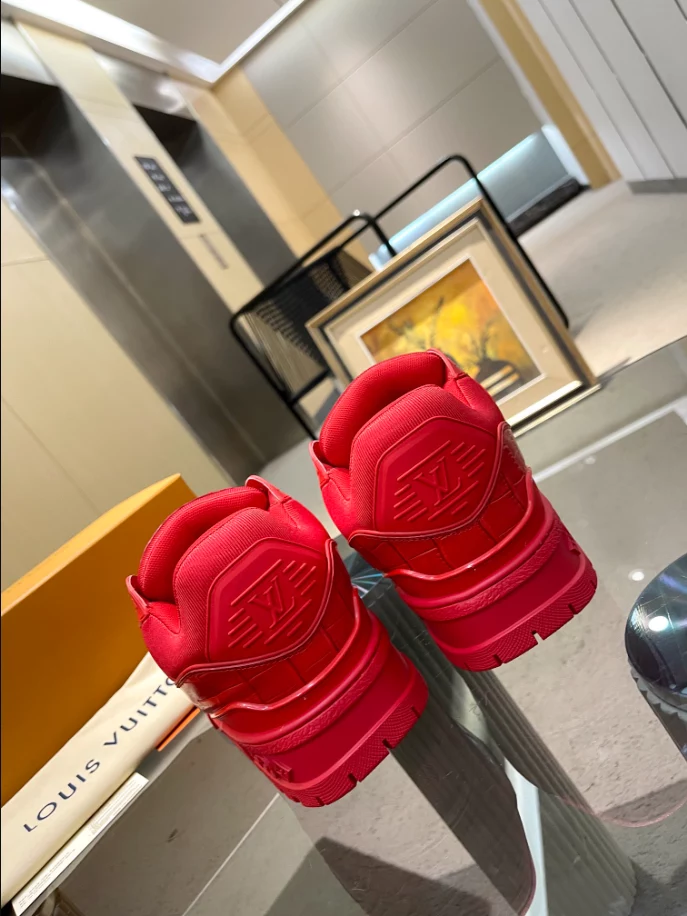 LV TRAINER MAXI SNEAKER