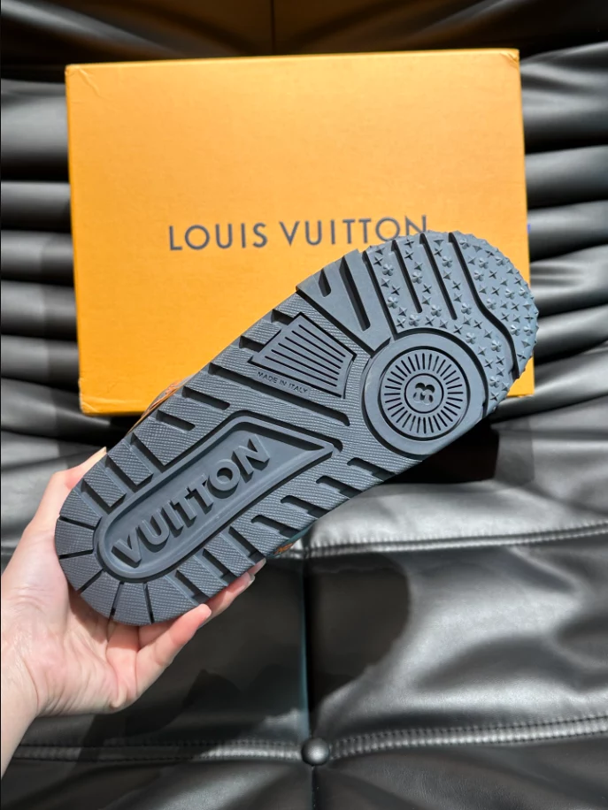 LV TRAINER MAXI SNEAKER