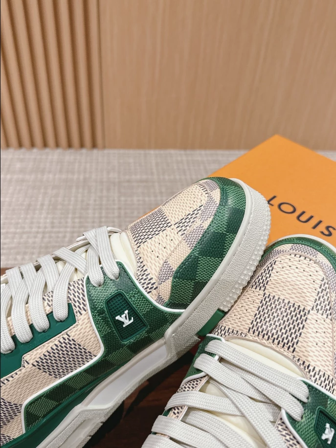 LV Trainer Sneaker