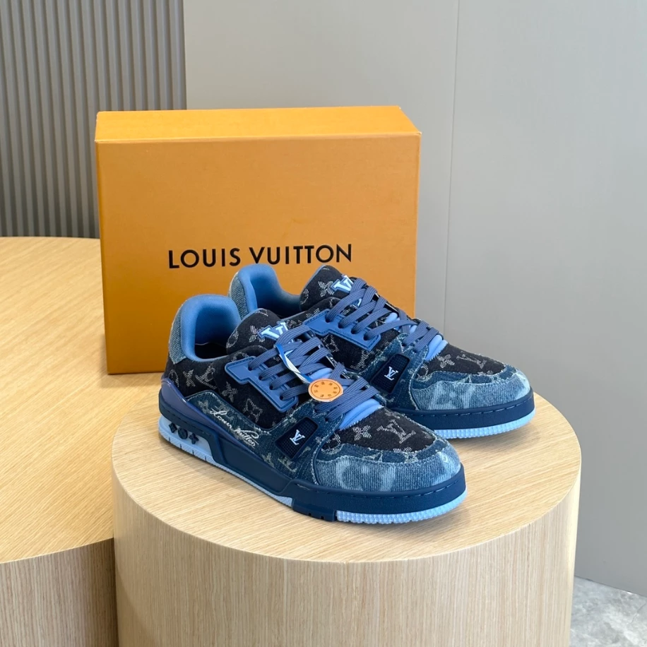 LV Trainer Sneaker