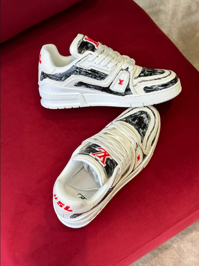 LV Trainer Sneaker