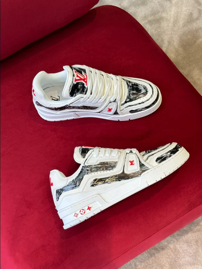 LV Trainer Sneaker