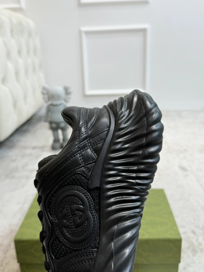 MEN'S GUCCI RIPPLE SNEAKER - GC251