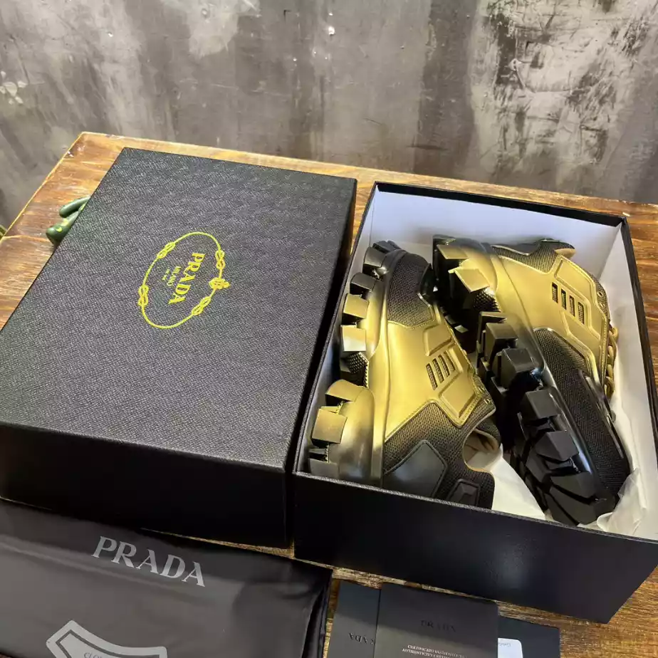 PRADA CLOUDBUST THUNDER SNEAKERS