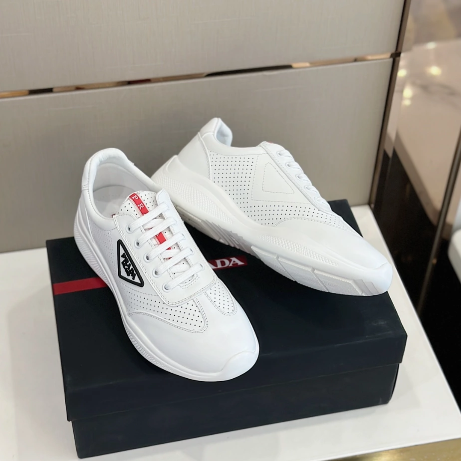 PRADA SNEAKERS - PRD071