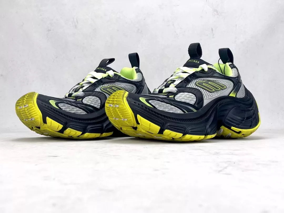 BALENCIAGA MEN'S 10XL SNEAKER IN GREY/YELLOW - BB272