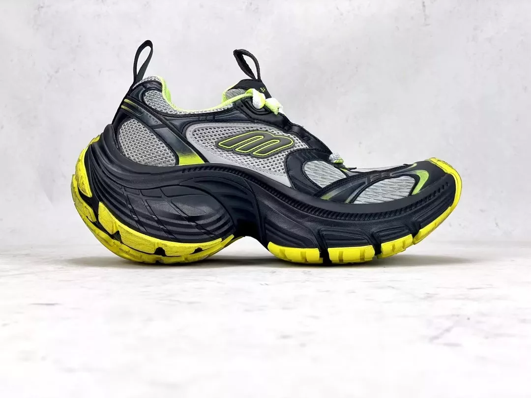 BALENCIAGA MEN'S 10XL SNEAKER IN GREY/YELLOW - BB272