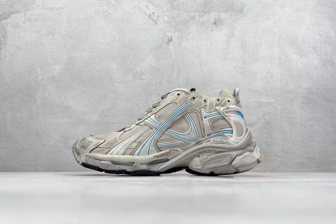 BALENCIAGA RUNNER SNEAKER IN TAUPE/BLUE - BB264