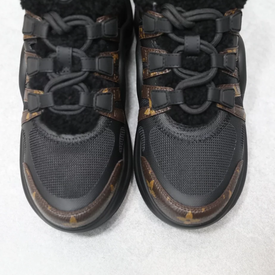 LV Archlight Sneaker