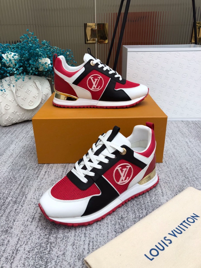 LV RUN AWAY SNEAKER