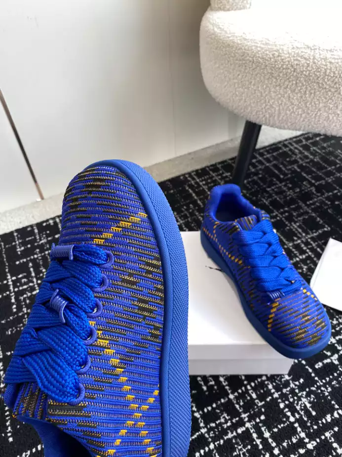 BURBERRY CHECKED KNITTED SNEAKERS - BBR100