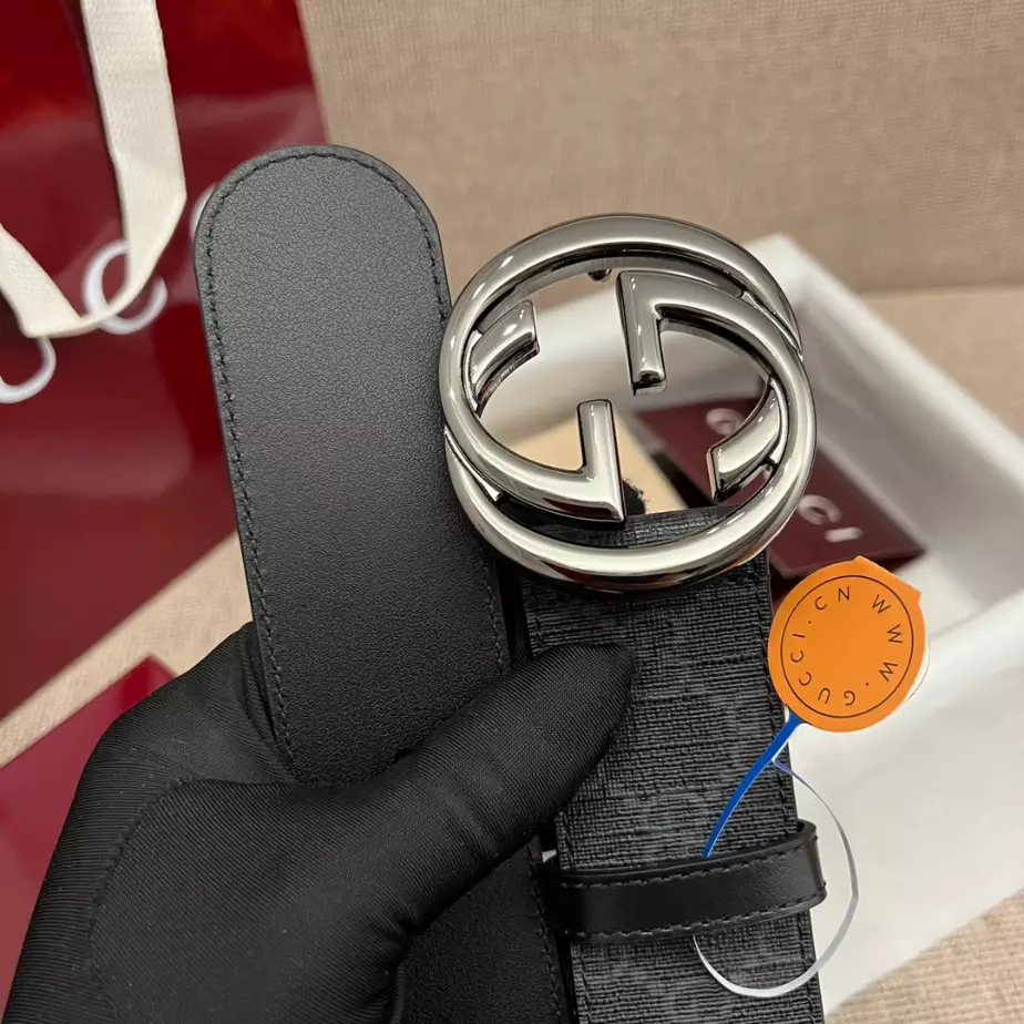 GUCCI BELT WITH INTERLOCKING G BUCKLE 4CM - B104