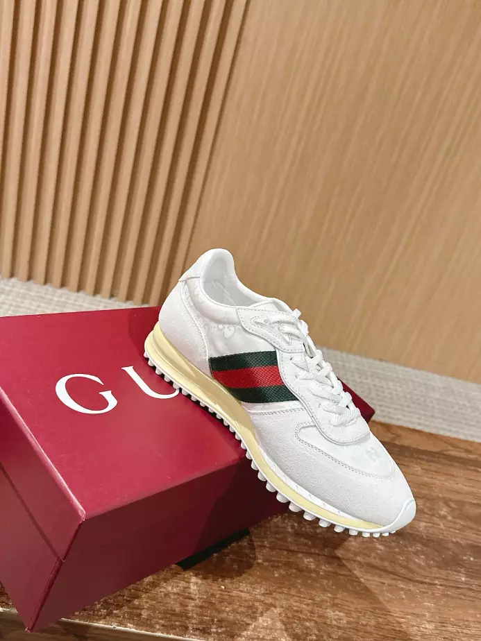 MEN'S GUCCI RE-MOTION SNEAKER - GC267
