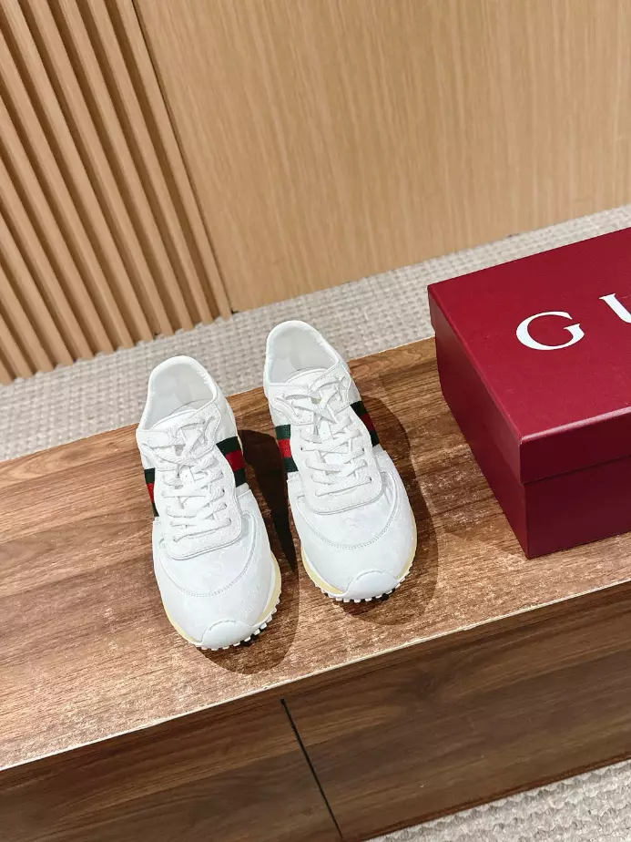 MEN'S GUCCI RE-MOTION SNEAKER - GC267