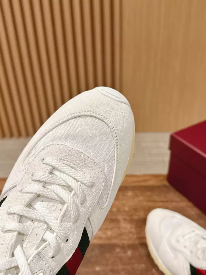 MEN'S GUCCI RE-MOTION SNEAKER - GC267